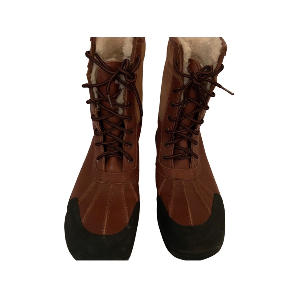 Men's Ugg's Buttle Snow Boot in Worchester